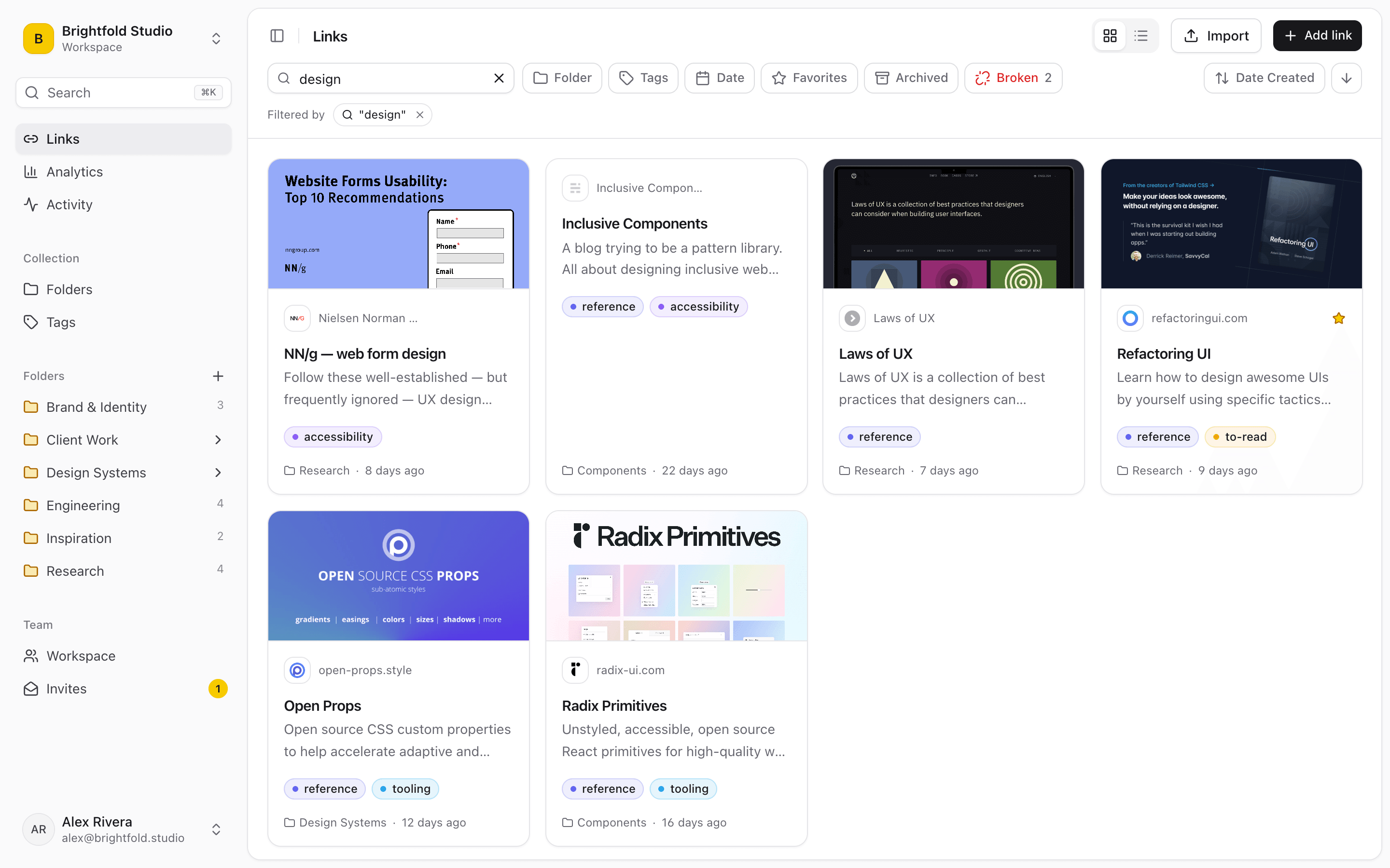 Searching a team's shared link library in Linkbry by title, URL, description and note.