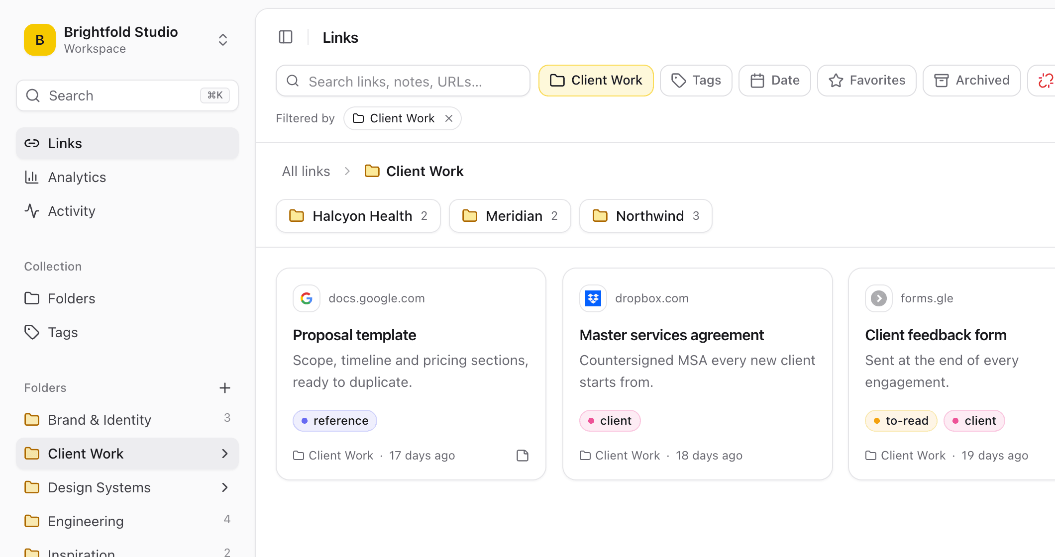 A Linkbry workspace with nested folders in the sidebar and the links of the selected folder shown as cards.